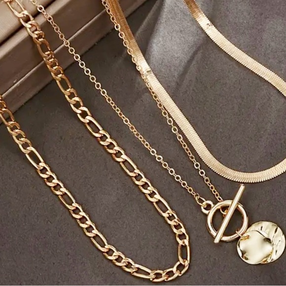 3 Piece Layered Gold Necklace Set - Picture 3 of 3